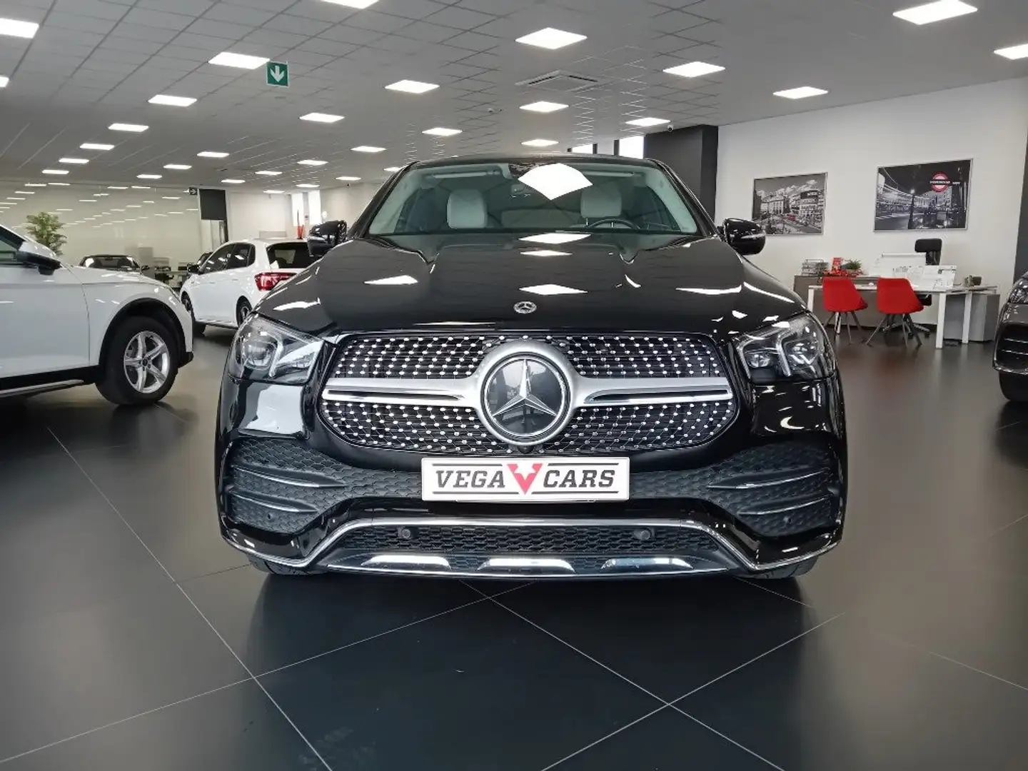 Mercedes-Benz GLE 350 de hybrid EQ 4Matic Coupé Premium Plus Schwarz - 2