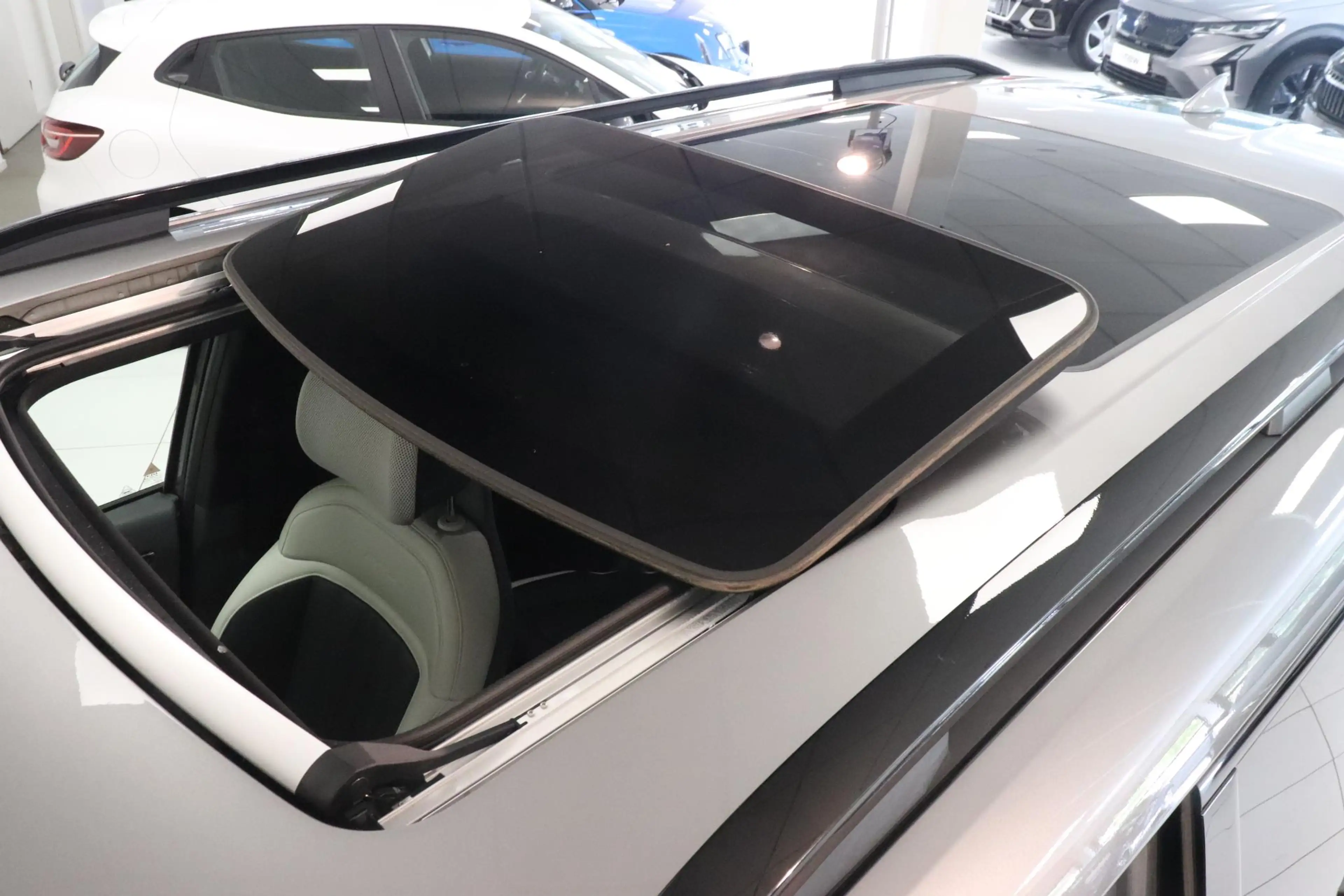 Kia EV9 Launch Edition GT-Line AWD 6p. 99.8 kWh | Panorama — photo 16