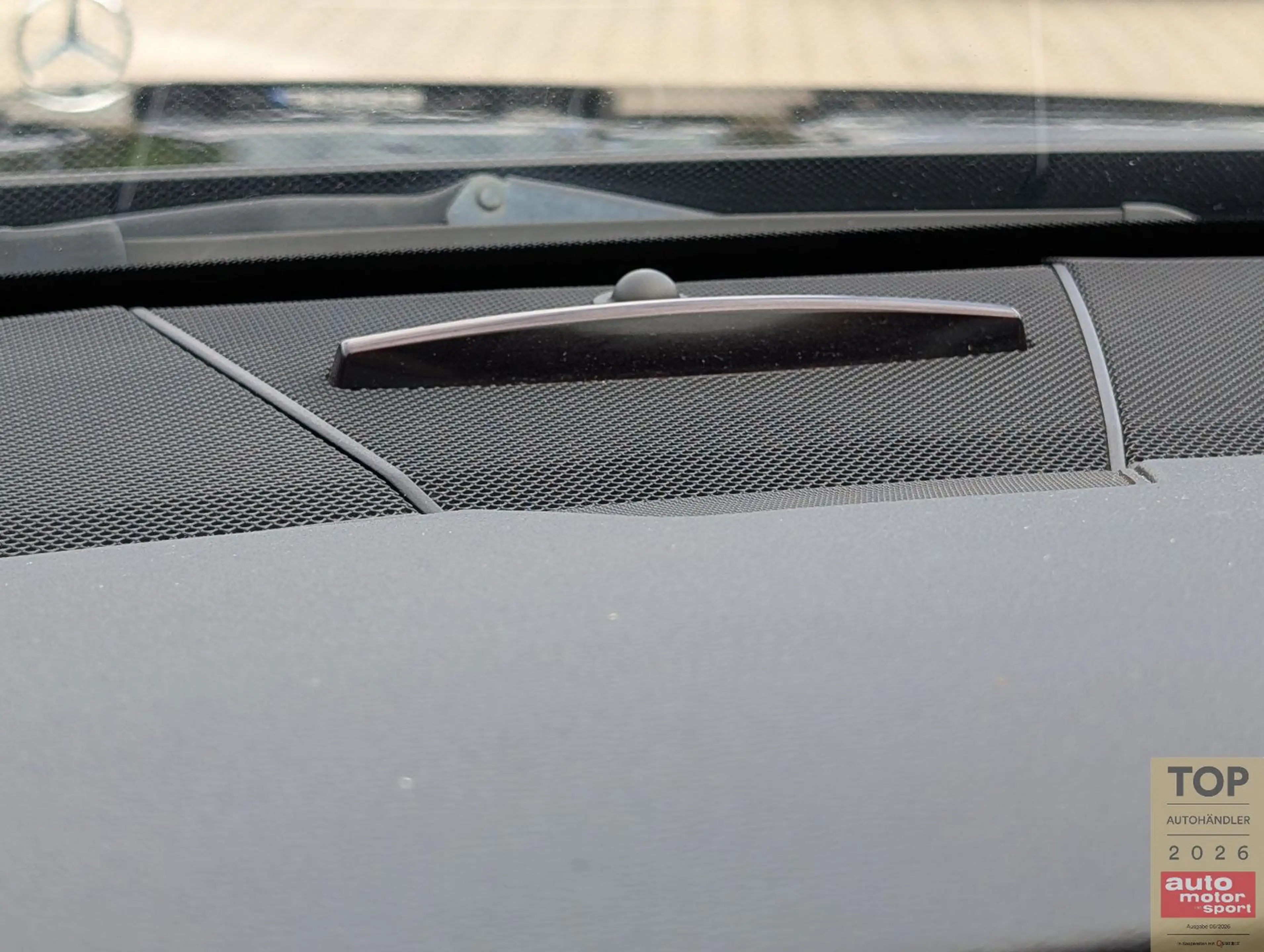 Mercedes-Benz E 250 CDI T AMG-Line Avantga*2Hd*BiXe*SD*AHK*Luft — photo 31