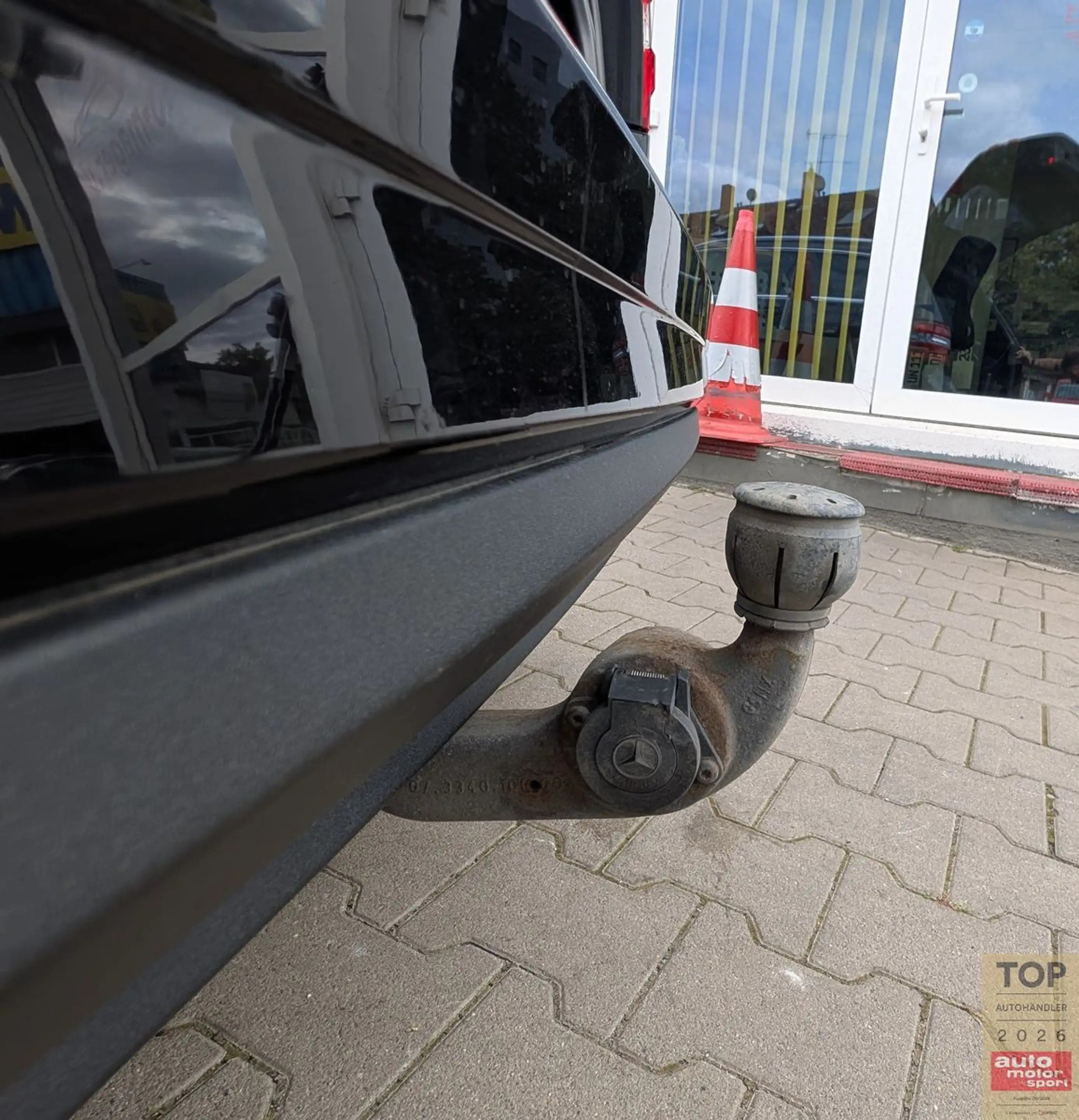 Mercedes-Benz E 250 CDI T AMG-Line Avantga*2Hd*BiXe*SD*AHK*Luft — photo 15
