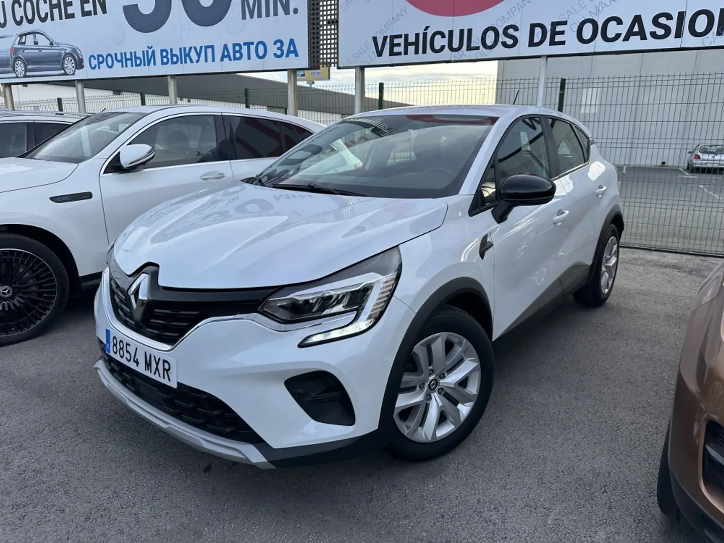 Renault Captur E-TECH Híbrido Techno Fast Track 105kW Blanco - 2