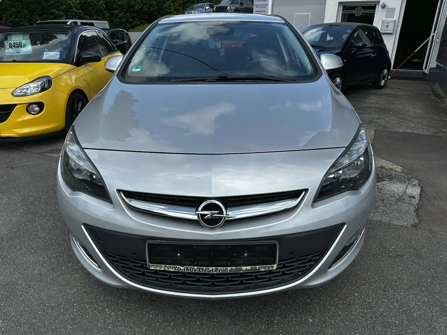 Opel Astra J Lim. 5-trg. Active*Automatik*1.Hand* Silber - 2