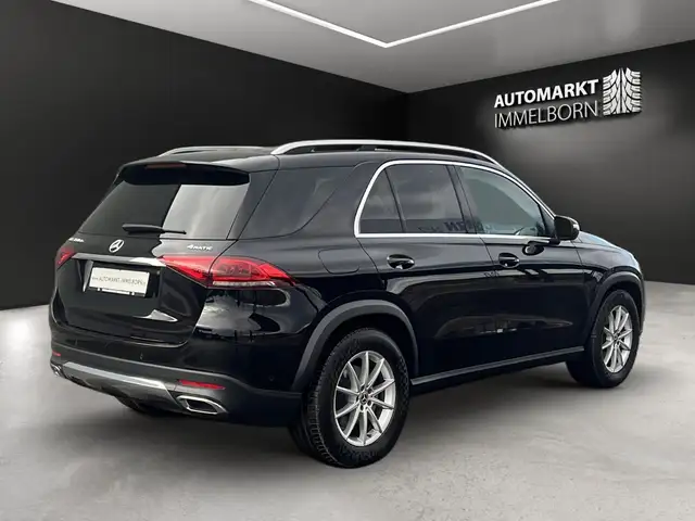 Mercedes-Benz GLE view 8