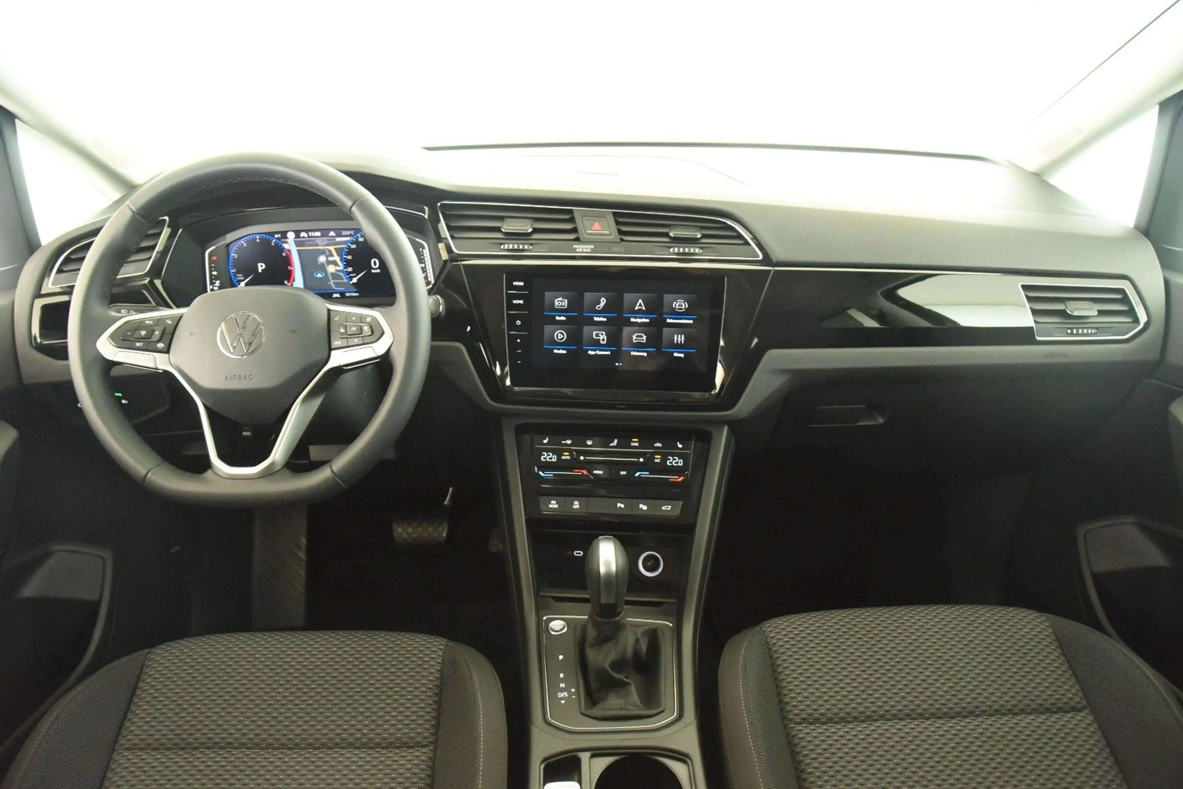 Volkswagen Touran 1.5 TSI ACT OPF DSG Comfortline IQ.Light — photo 10