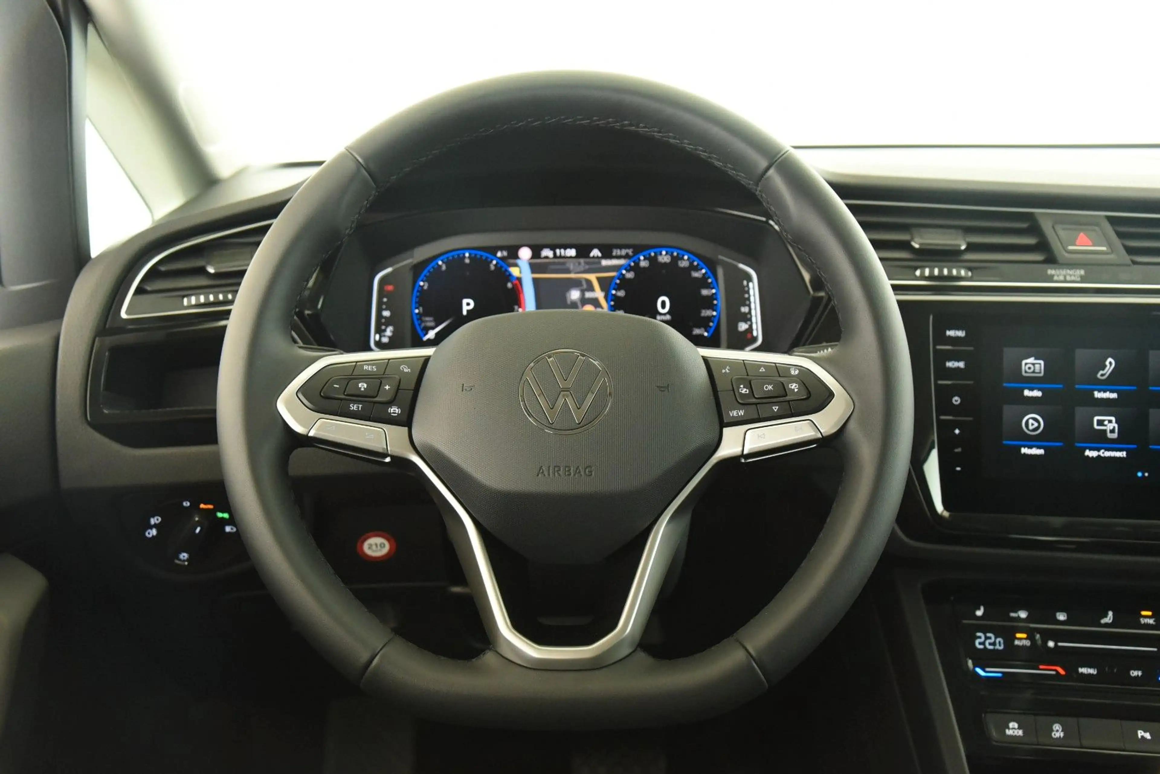 Volkswagen Touran 1.5 TSI ACT OPF DSG Comfortline IQ.Light — photo 11