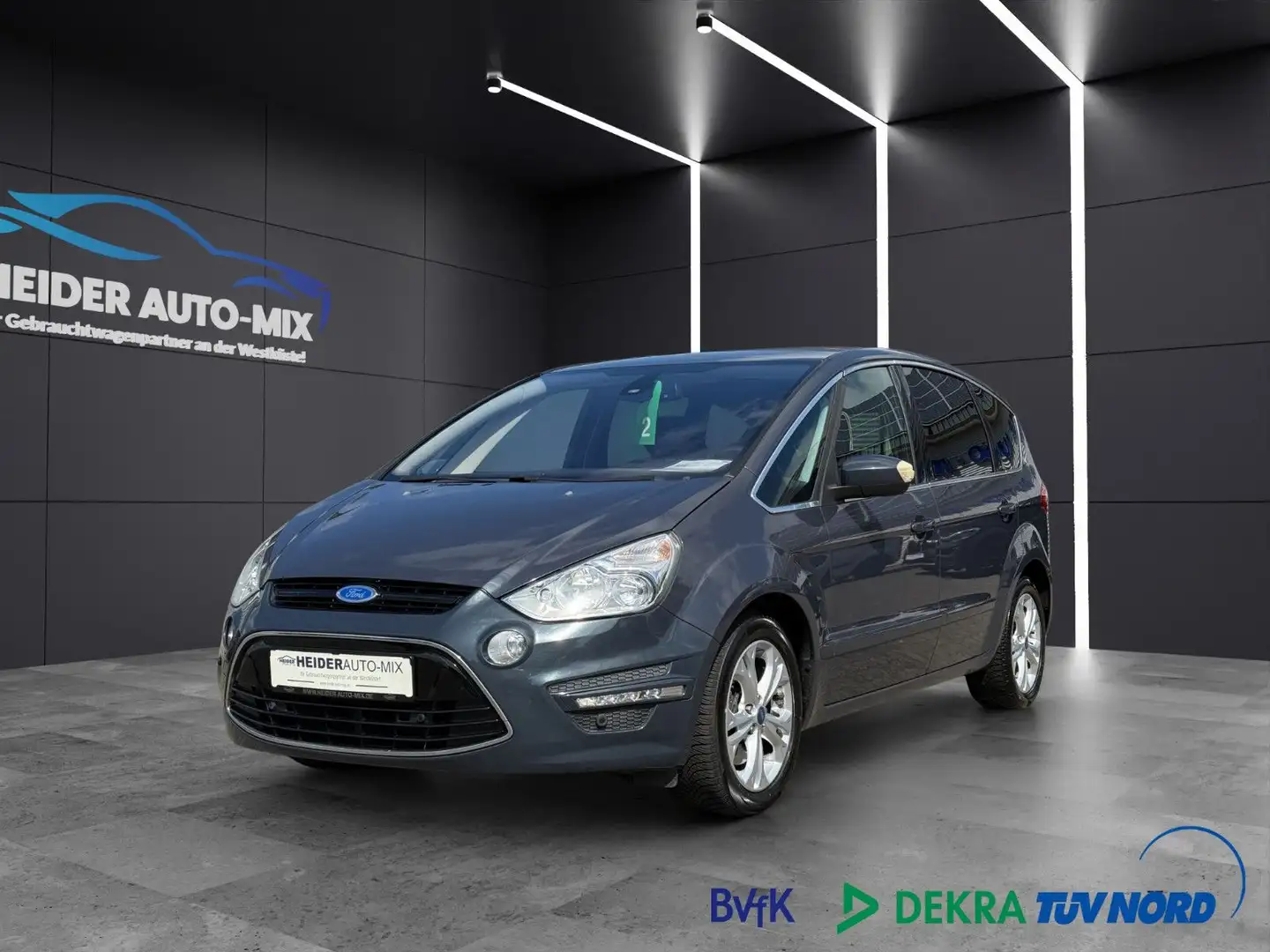 Ford S-Max Titanium TEMPOMAT|SITZHEIZUNG|KLIMA|LED Gris - 1