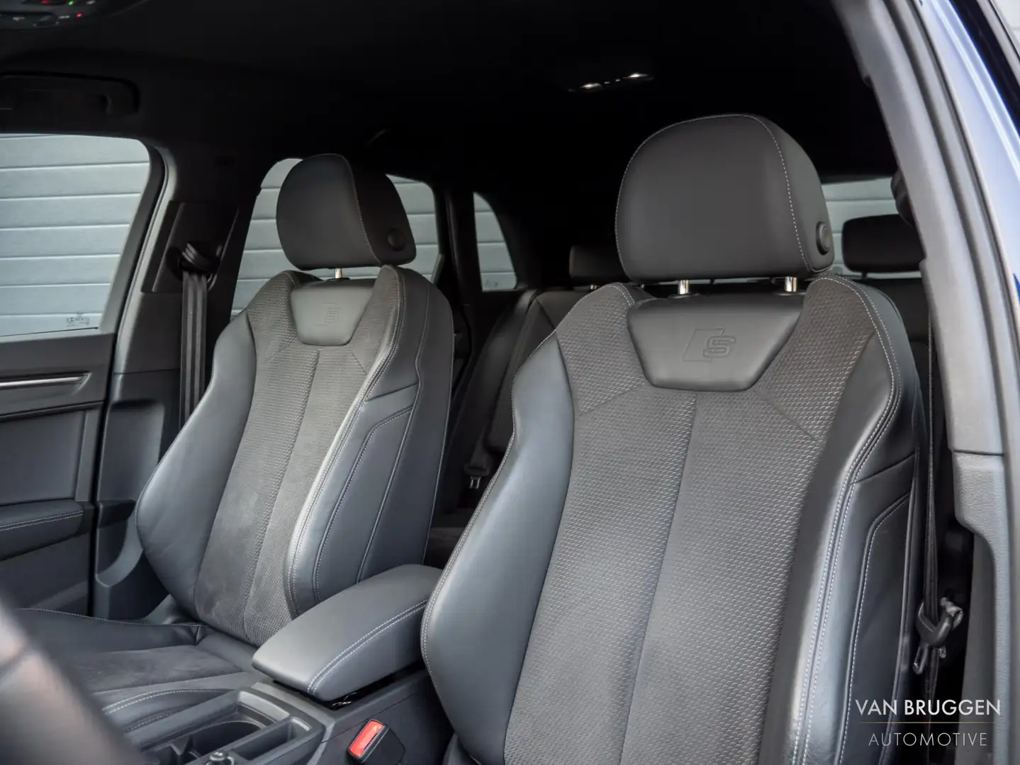 Audi Q3 45 TFSI e S-Line SONOS Camera Dodehoek Stoelverw. Bleu - 2