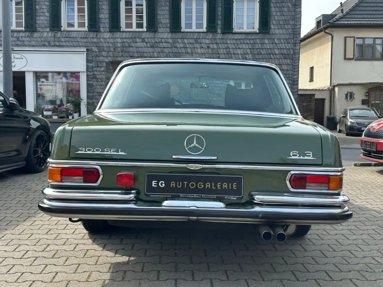 Mercedes-Benz 300 SEL 6.3 V8, foto 6