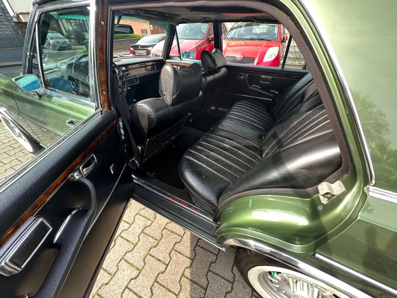 Mercedes-Benz 300 SEL 6.3 V8, foto 9