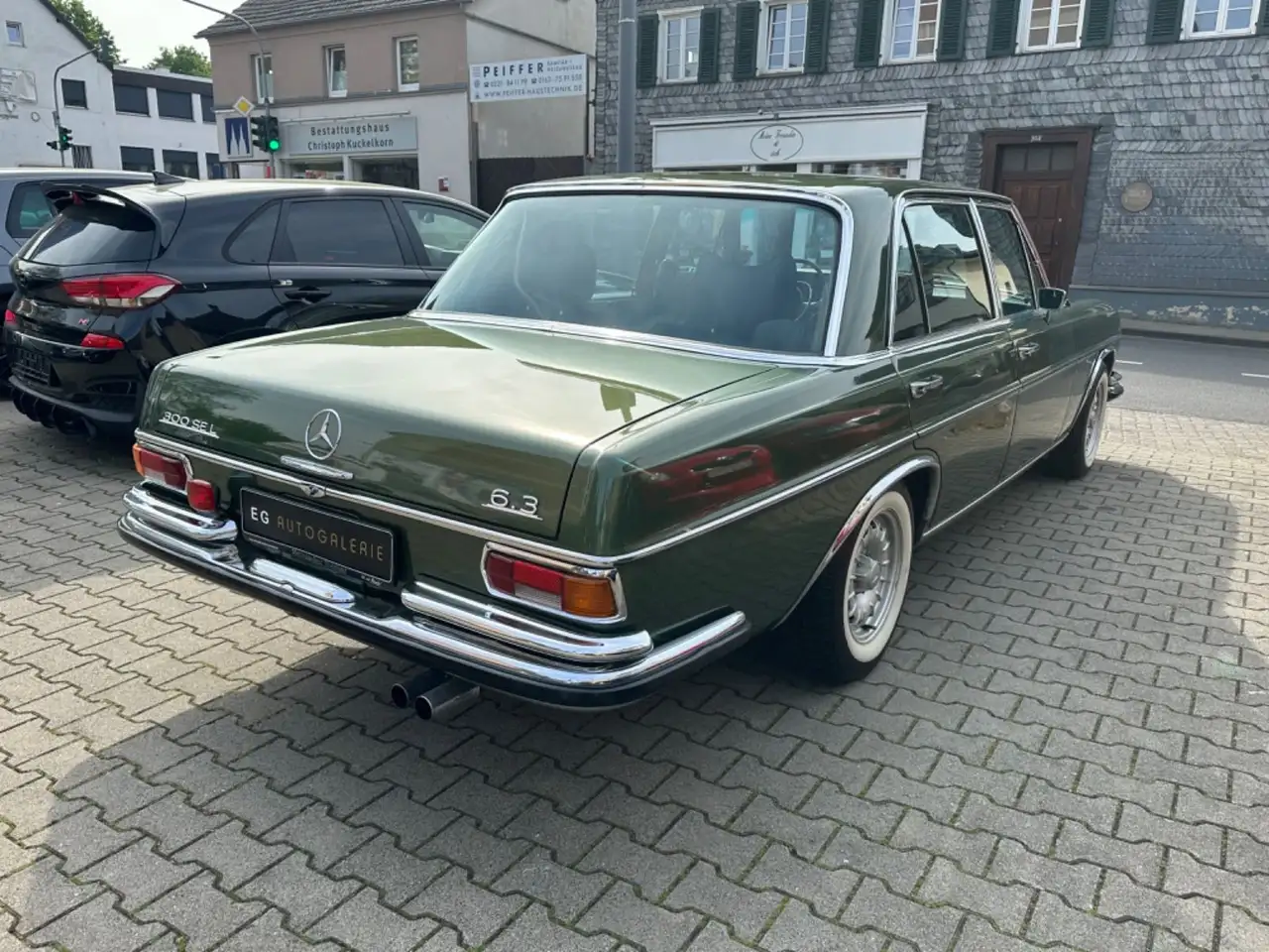 Mercedes-Benz 300 SEL 6.3 V8, foto 5