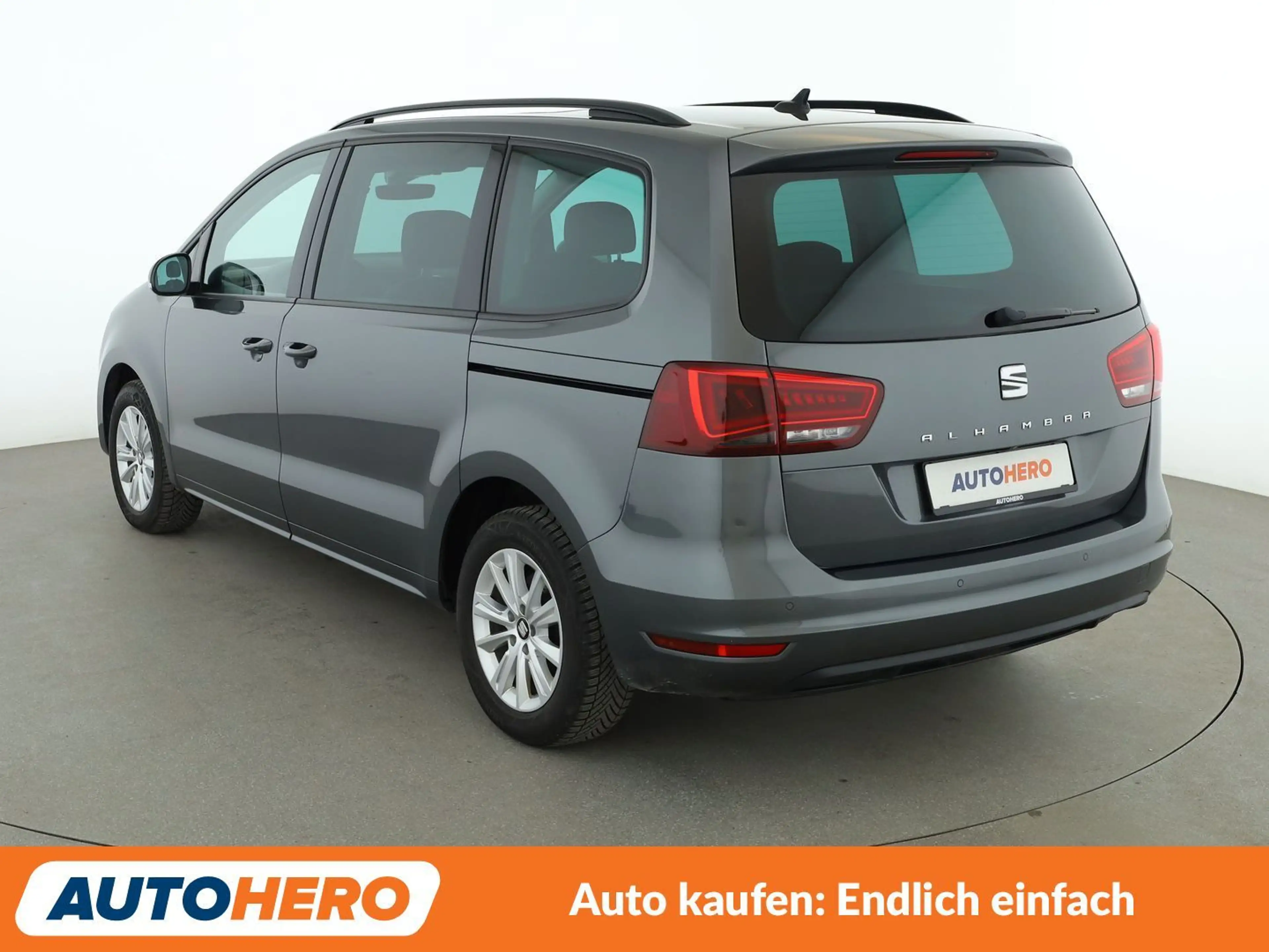 SEAT Alhambra 1.4 TSI Style Aut.*NAV*TEMPO*CAM*PDC*SHZ*AHK*ALU* — photo 4
