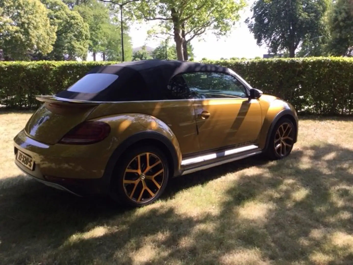 Volkswagen Beetle 1.2 TSI Dune Jaune - 1