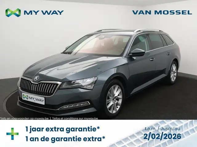 Skoda Superb Superb Wagon Clever+ 2.0TDI 122PK *AUTOMAAT*NAVI*BLTH*CRUISE*PDC*CAMERA*SFEERVERLICHTING*ZETELVERWARMING*...