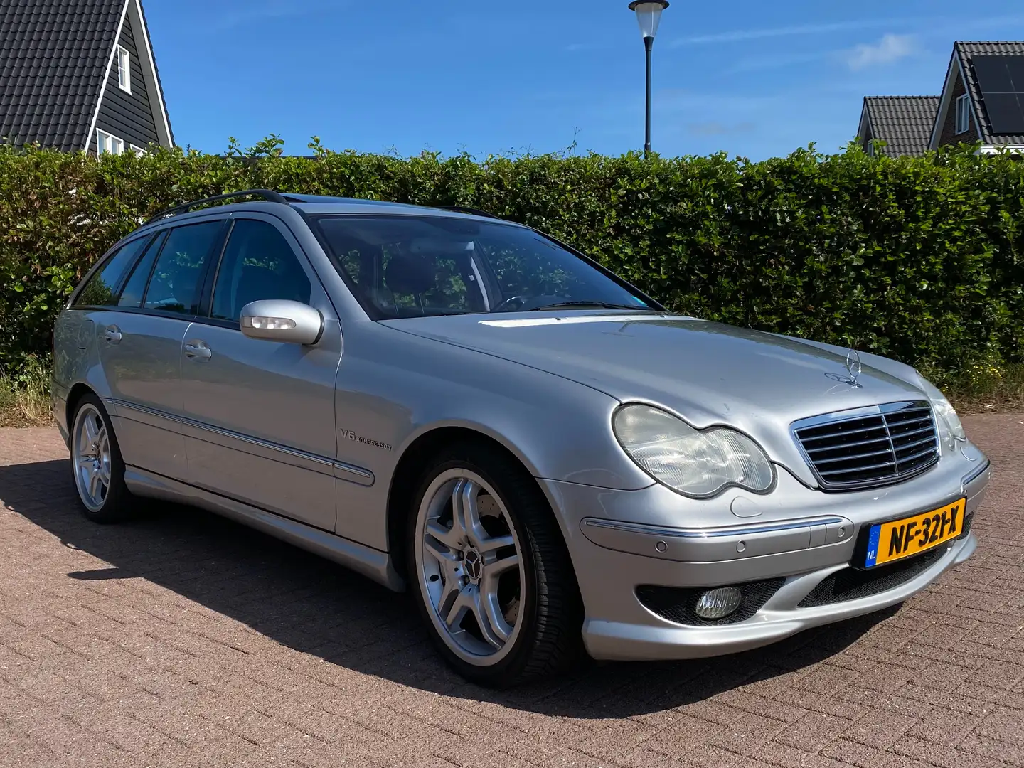 Mercedes-Benz C 32 AMG C 32 AMG Argintiu - 1