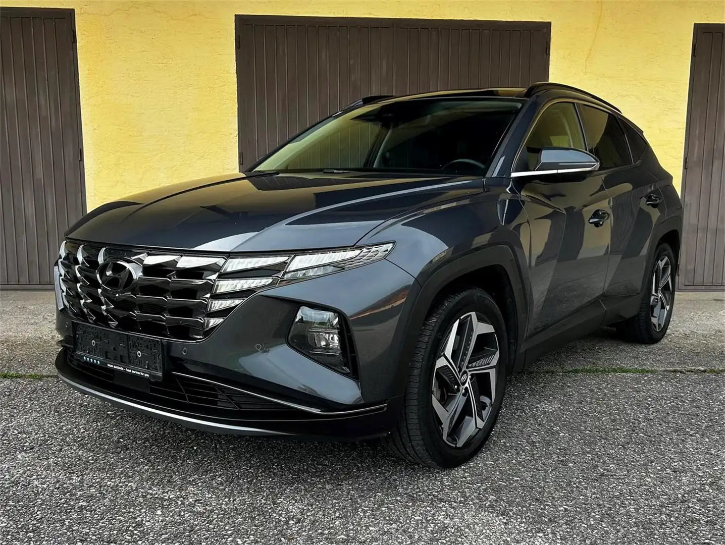 Hyundai TUCSON Tucson NX4 Prestige Line 1,6 T-GDi PHEV 4WD AT+O1 Grau - 1