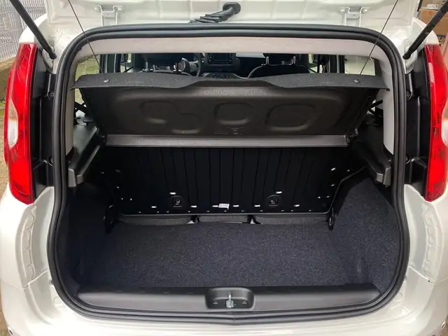 Fiat Panda view 9