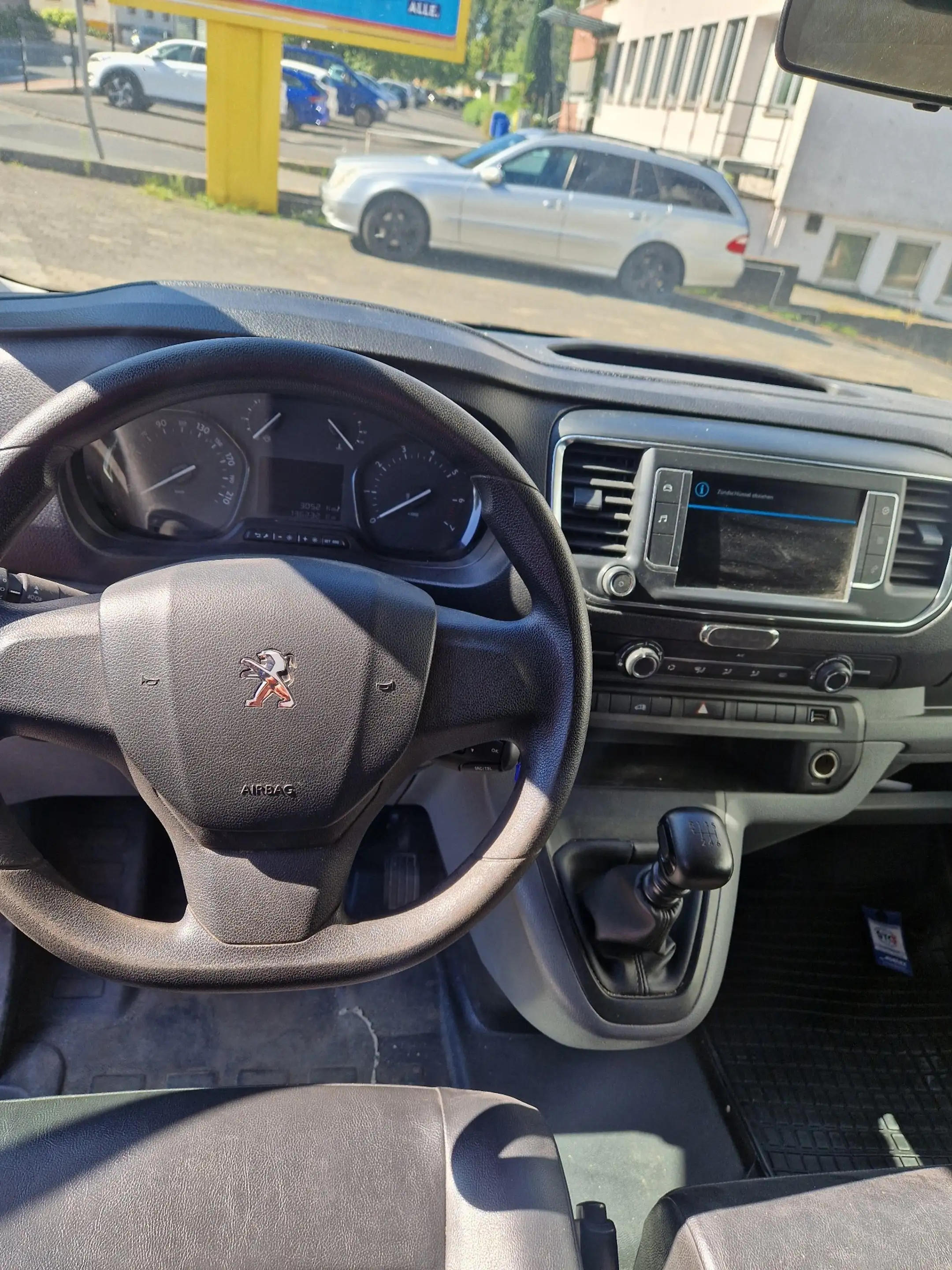Peugeot Expert Premium L3 — photo 11