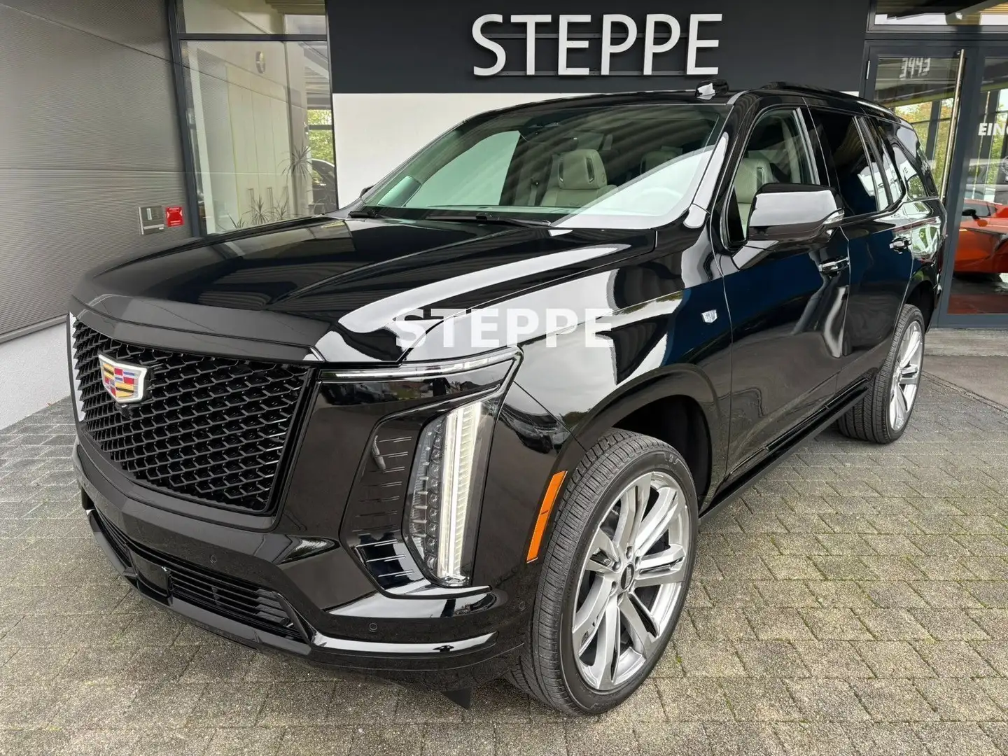 Cadillac Escalade FACELIFT MY26 6.2 V8 Sport Platinum 24" Schwarz - 1