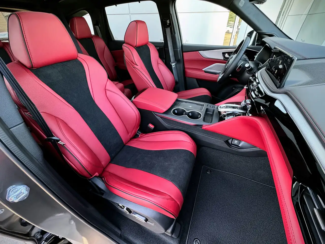 Acura MDX снимка Acura MDX