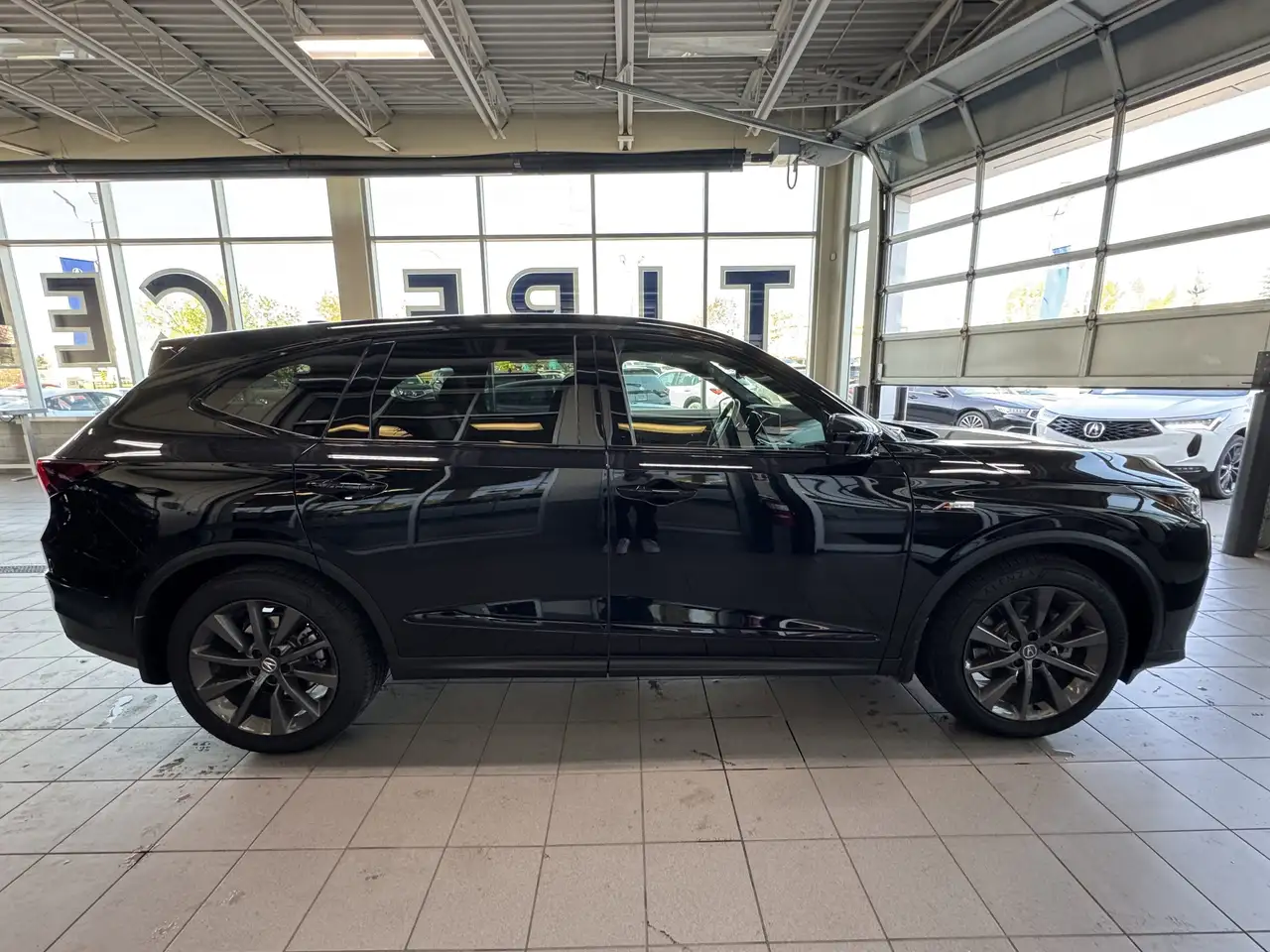 Acura MDX снимка Acura MDX