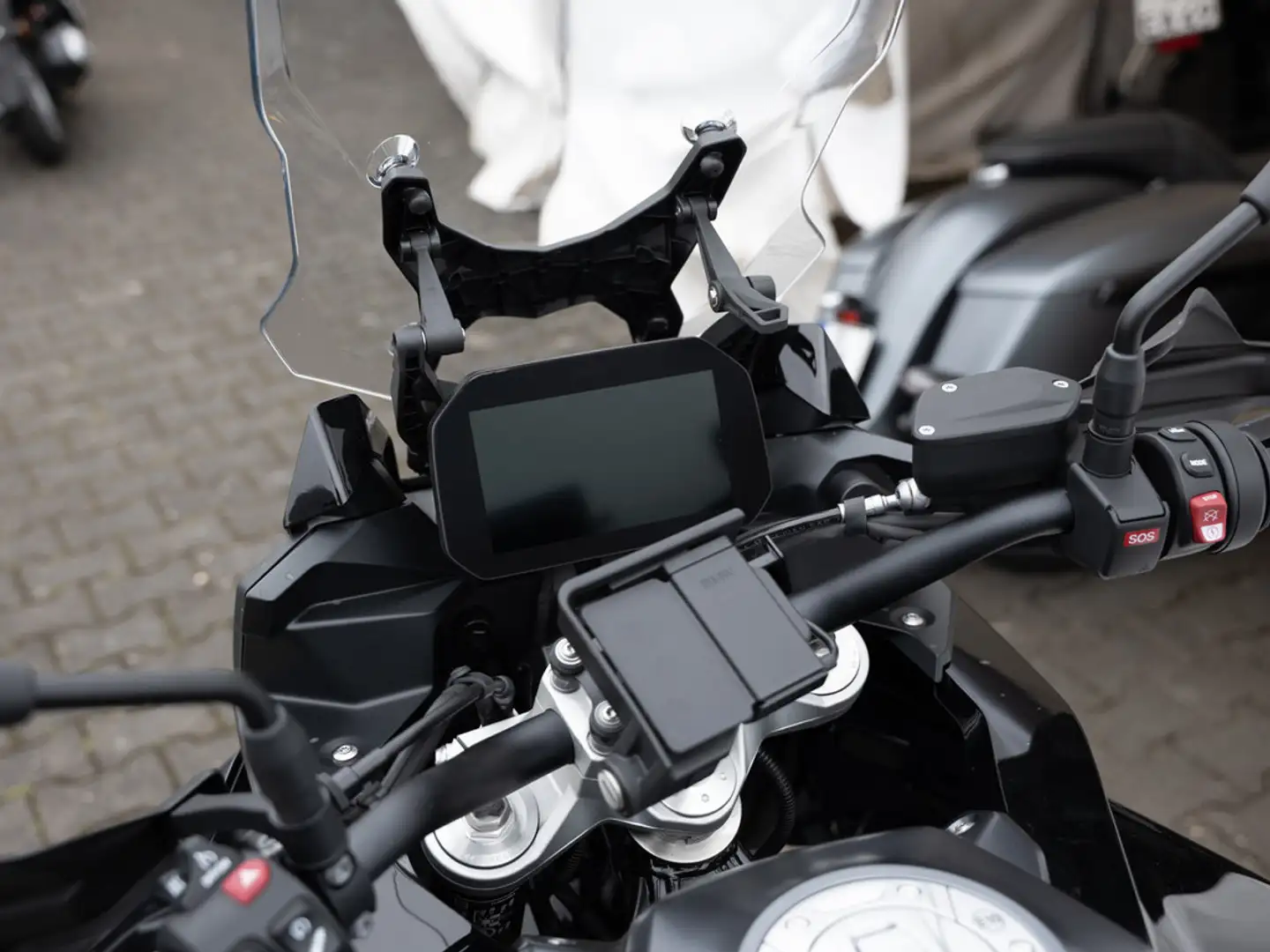 BMW F 900 XR Triple Black KOMFORT-P. DYNAMIC-P. Negru - 2