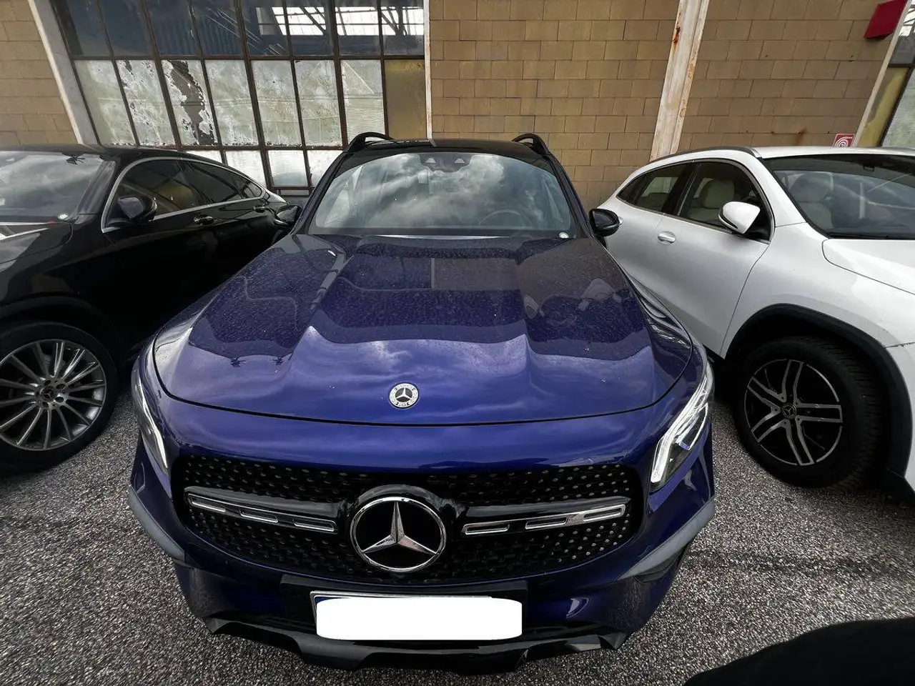 Mercedes-Benz GLB 200