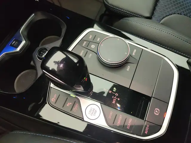BMW 1 Series view 21