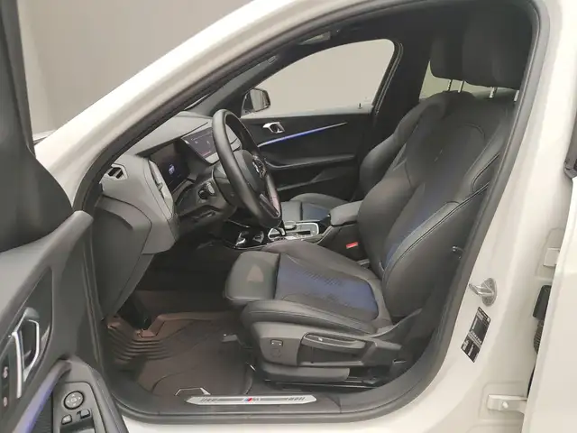 BMW 1 Series view 23