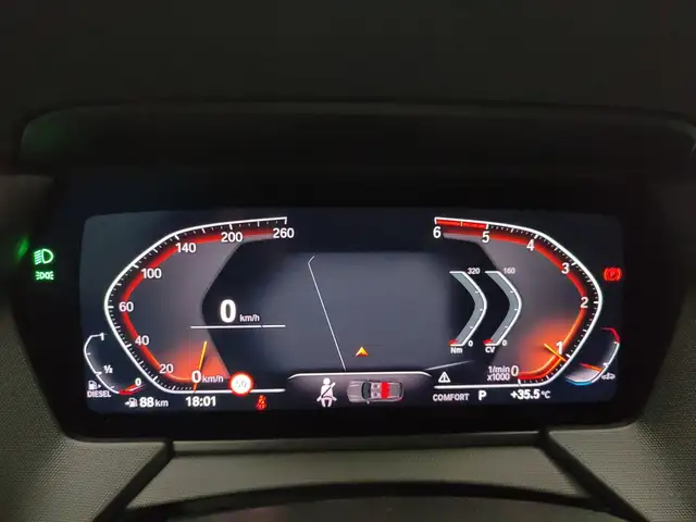 BMW 1 Series view 11