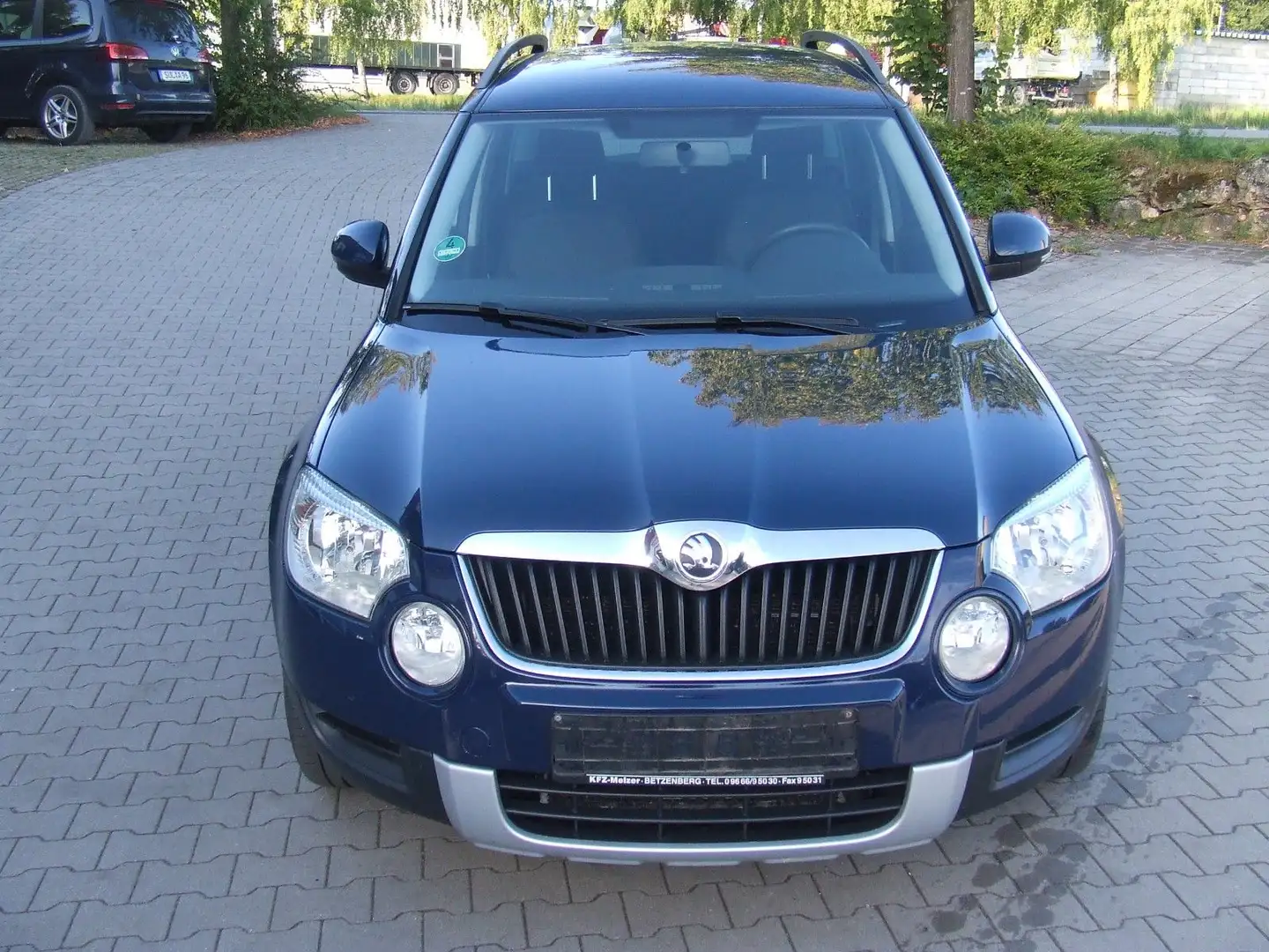 Skoda Yeti Active Plus Edition Blau - 2