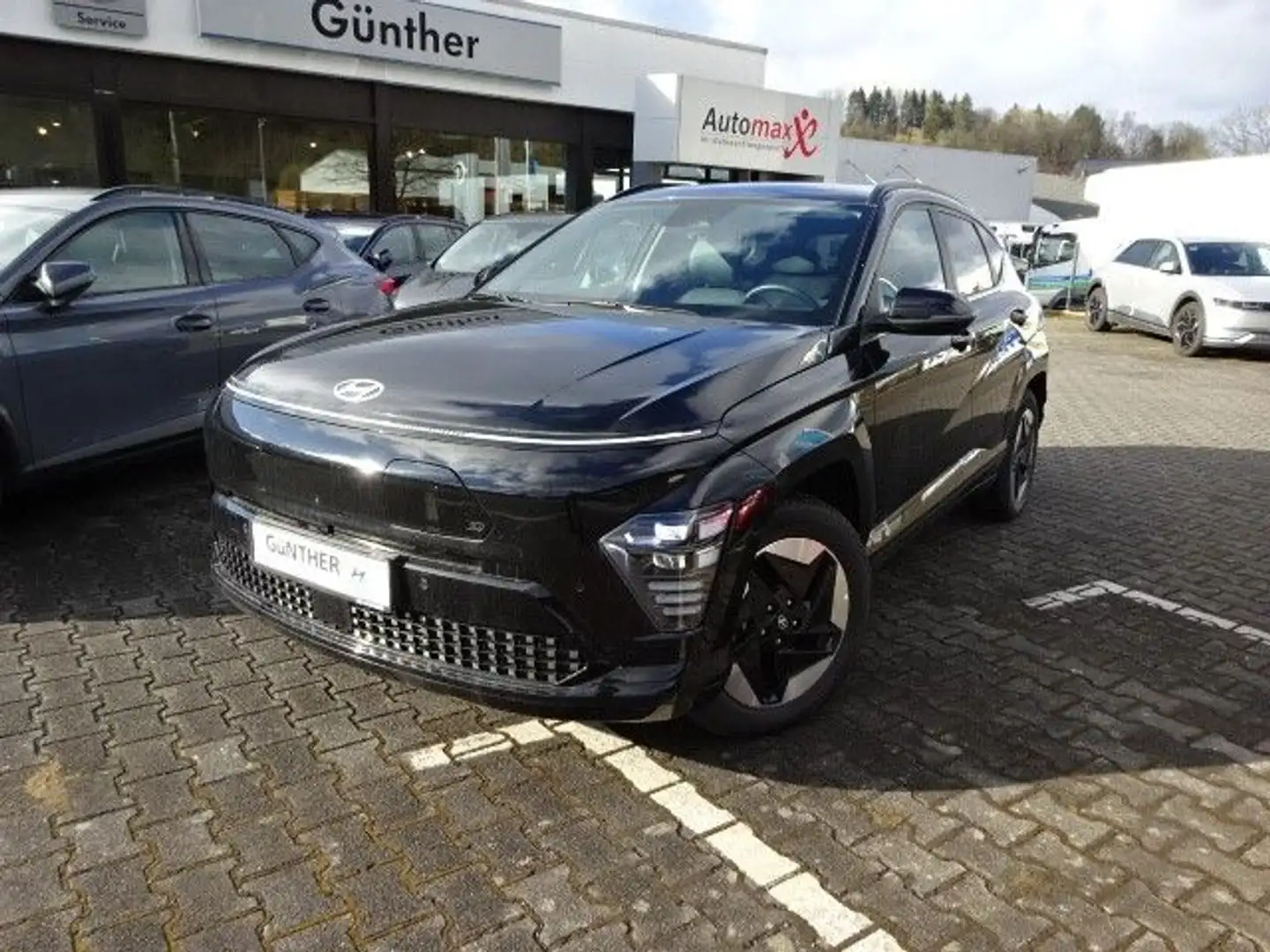 Hyundai KONA Prime Elektro 2WD 65,4KW*Leder*360Kamera*AC Zwart - 2