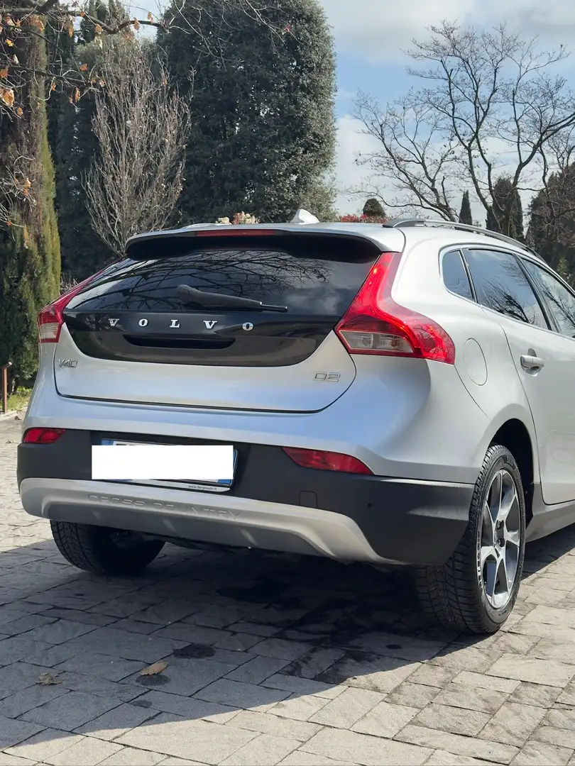 Volvo V40 Cross Country 1.6 d2 Ocean Race - 2