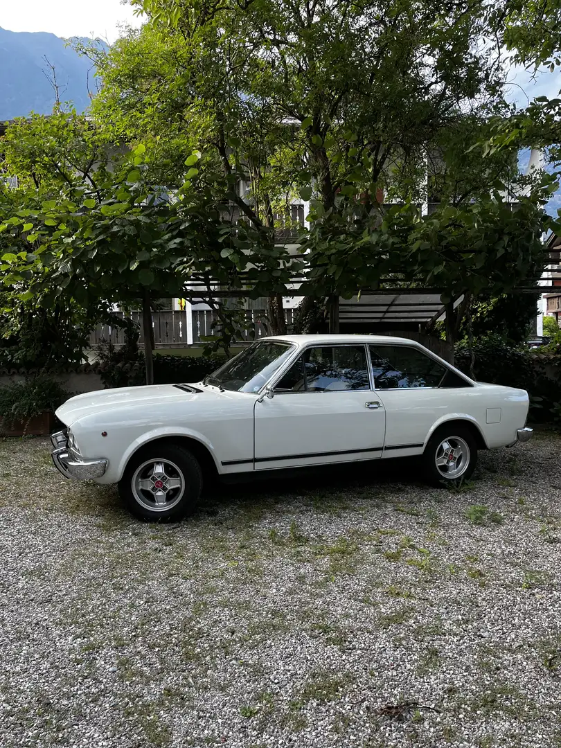 Fiat 124 Coupè Weiß - 2
