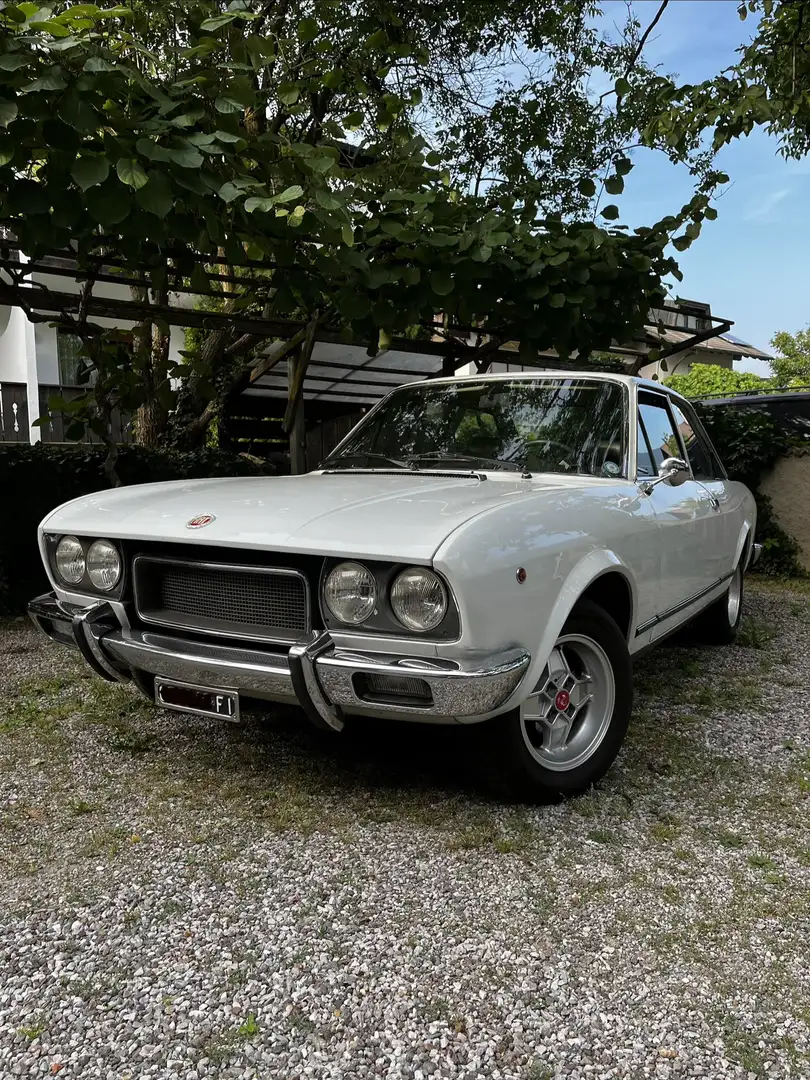 Fiat 124 Coupè Weiß - 1