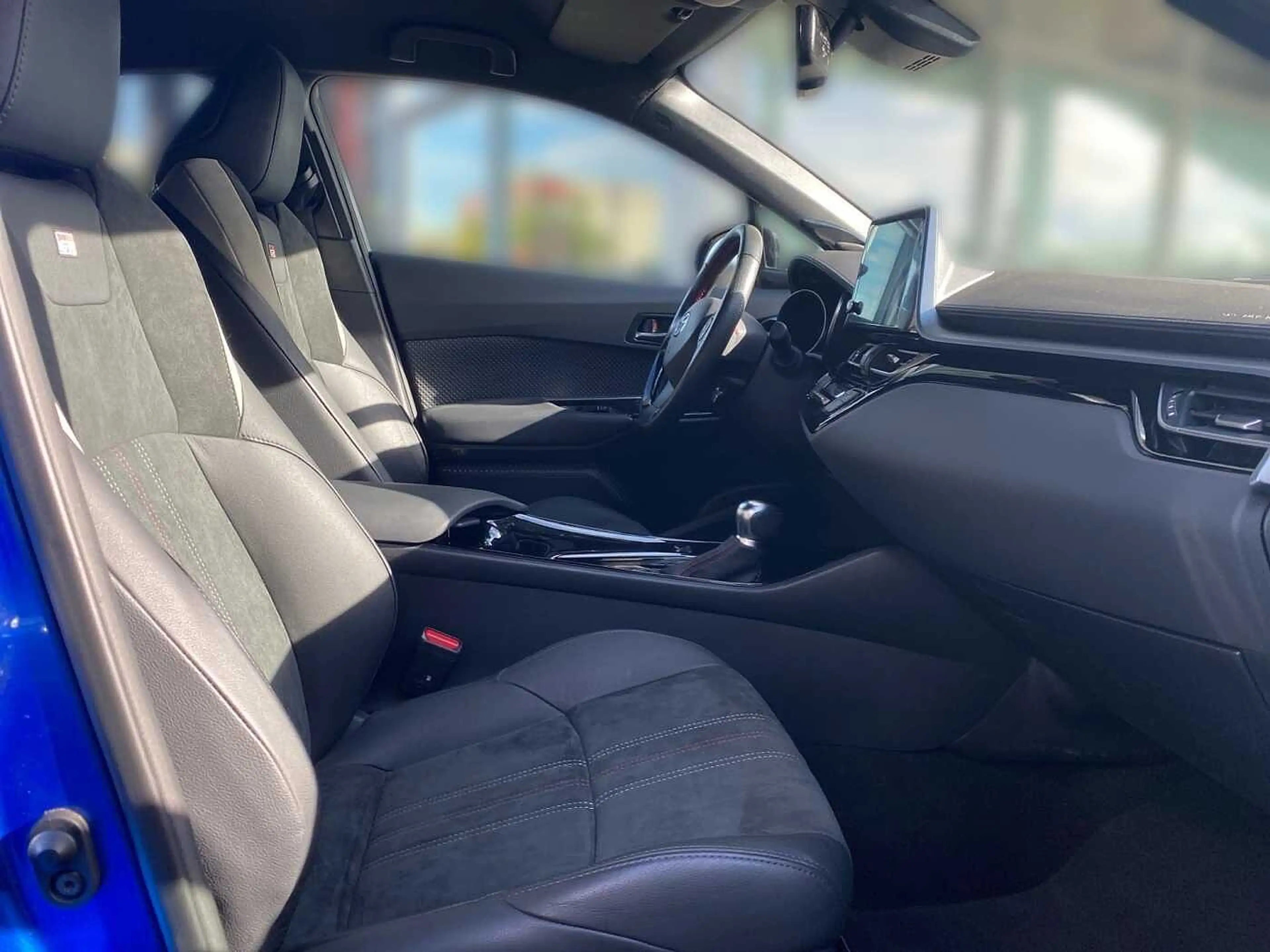 Toyota C-HR 2.0 Hybrid GR-Sport — photo 6