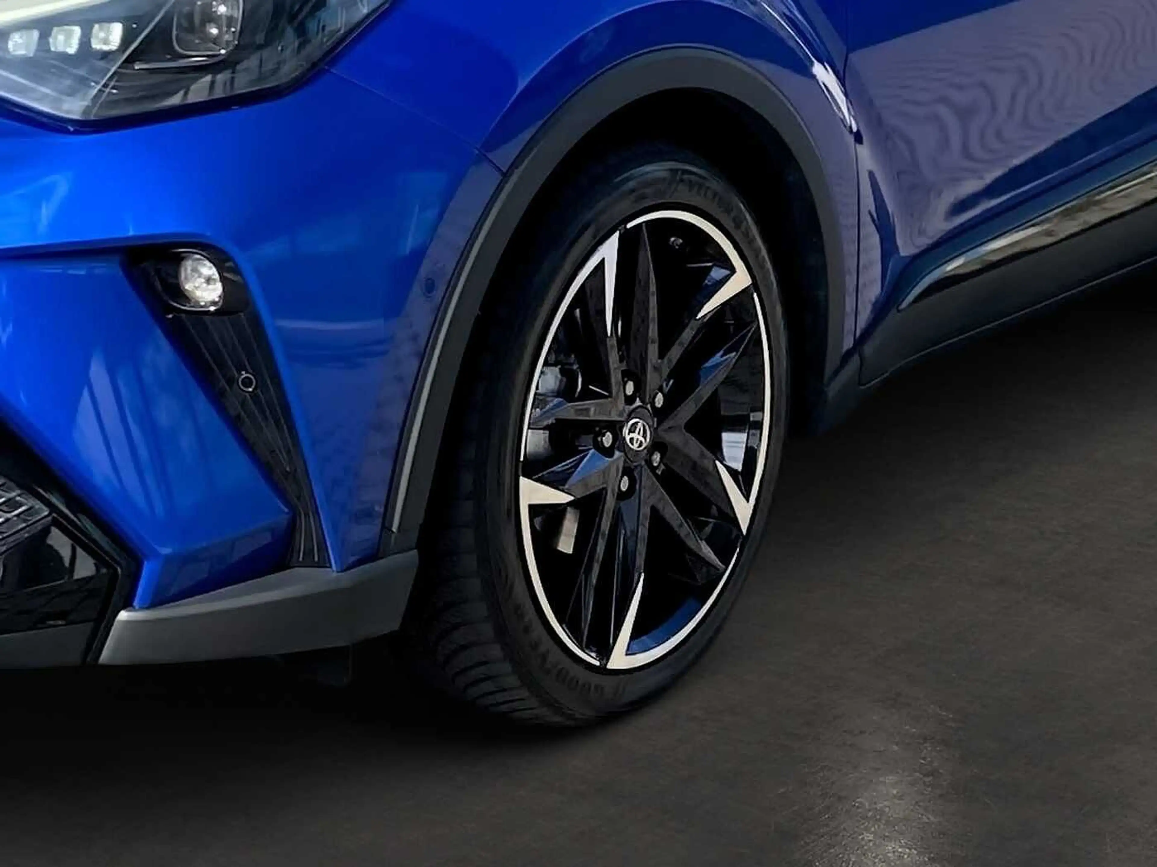 Toyota C-HR 2.0 Hybrid GR-Sport — photo 13
