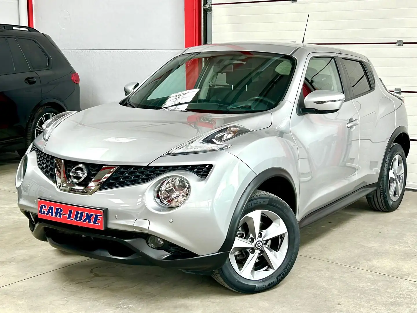 Nissan Juke 1.6i 2WD Tekna Xtronic Silver - 1