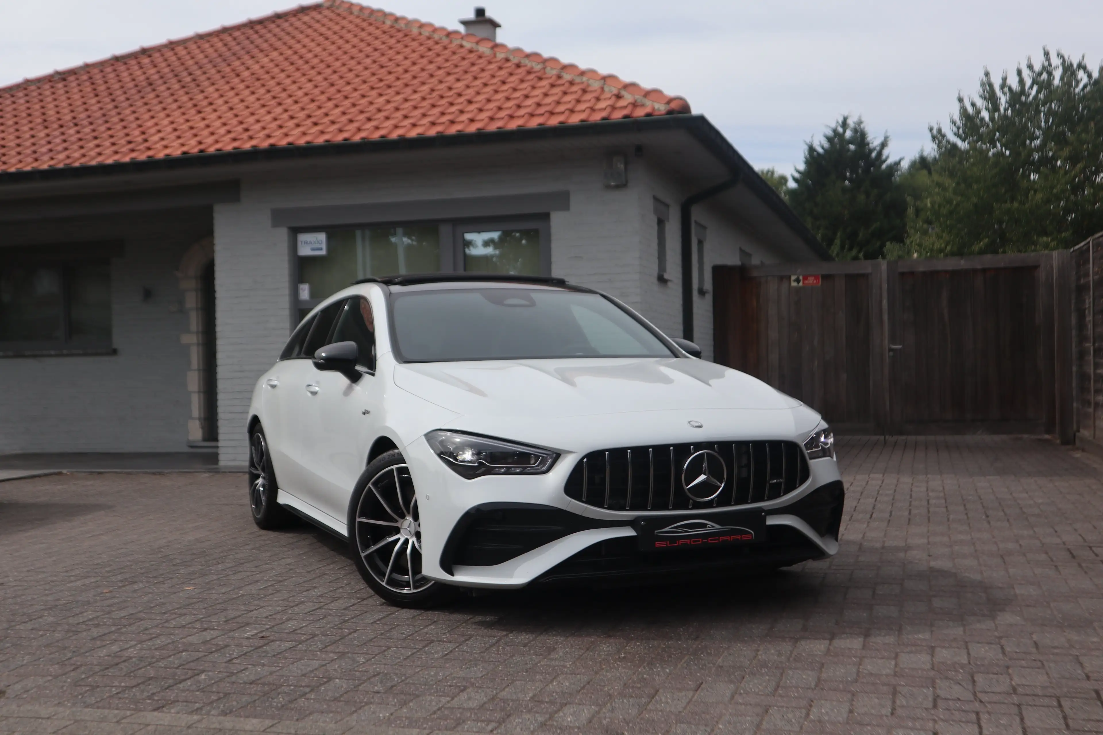 Mercedes-Benz CLA 35 AMG 4-Matic/facelift/1eig/Panodak/Camera/Night/Multi — photo 3