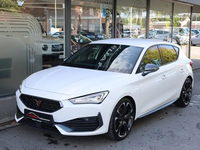Cupra Leon view 5