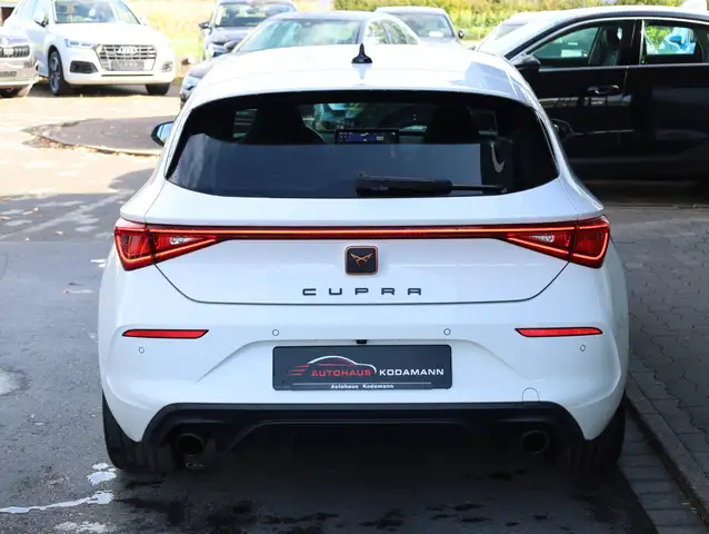 Cupra Leon view 9