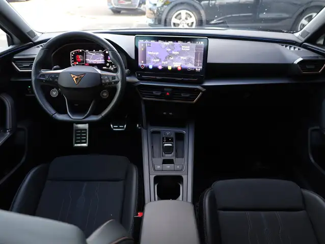 Cupra Leon view 15