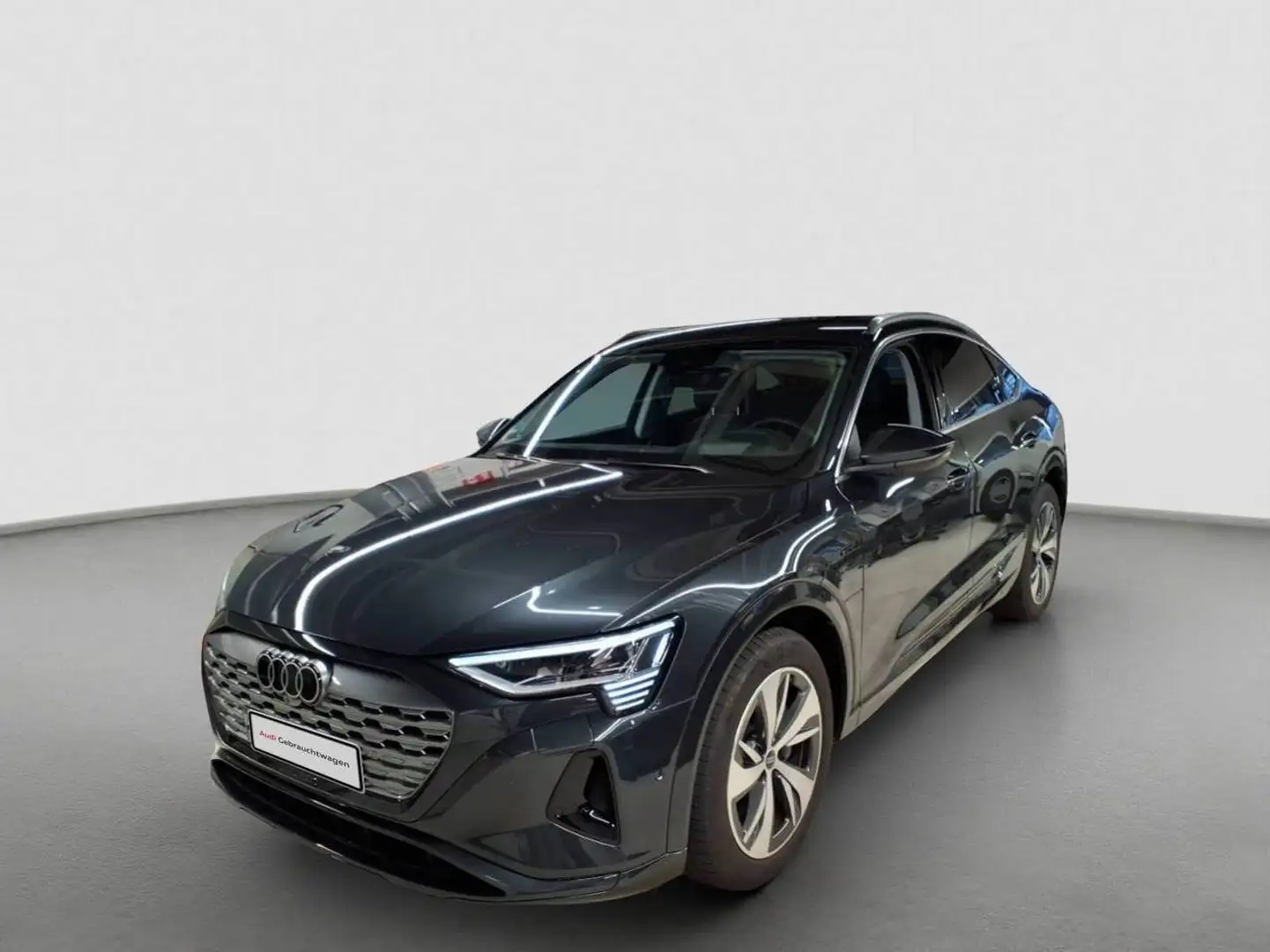 Audi Q8 e-tron Sportback advanced 55 qu. Matrix Luft Grau - 2