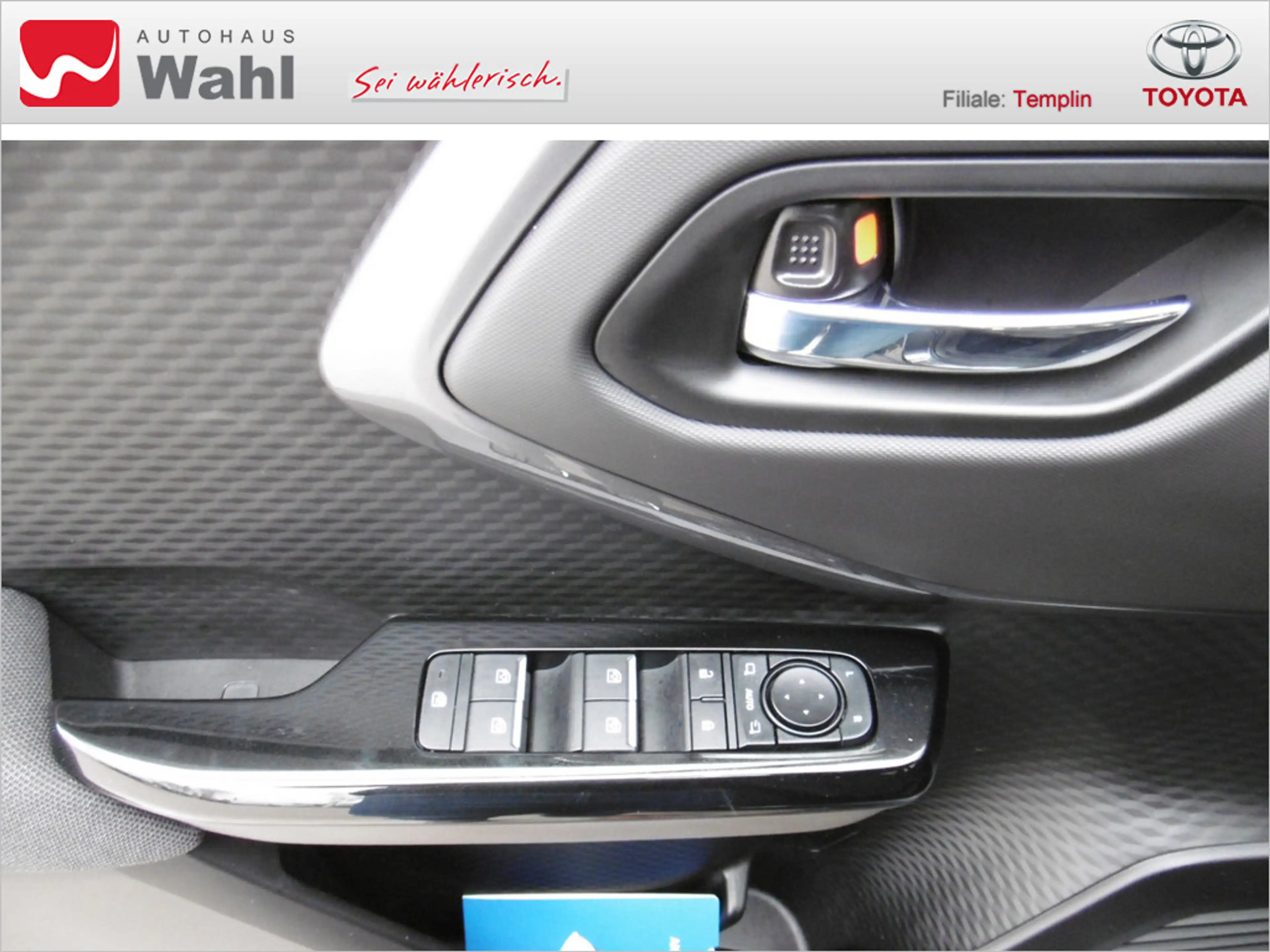 Toyota Urban Cruiser 128 kW FWD Lounge — photo 10
