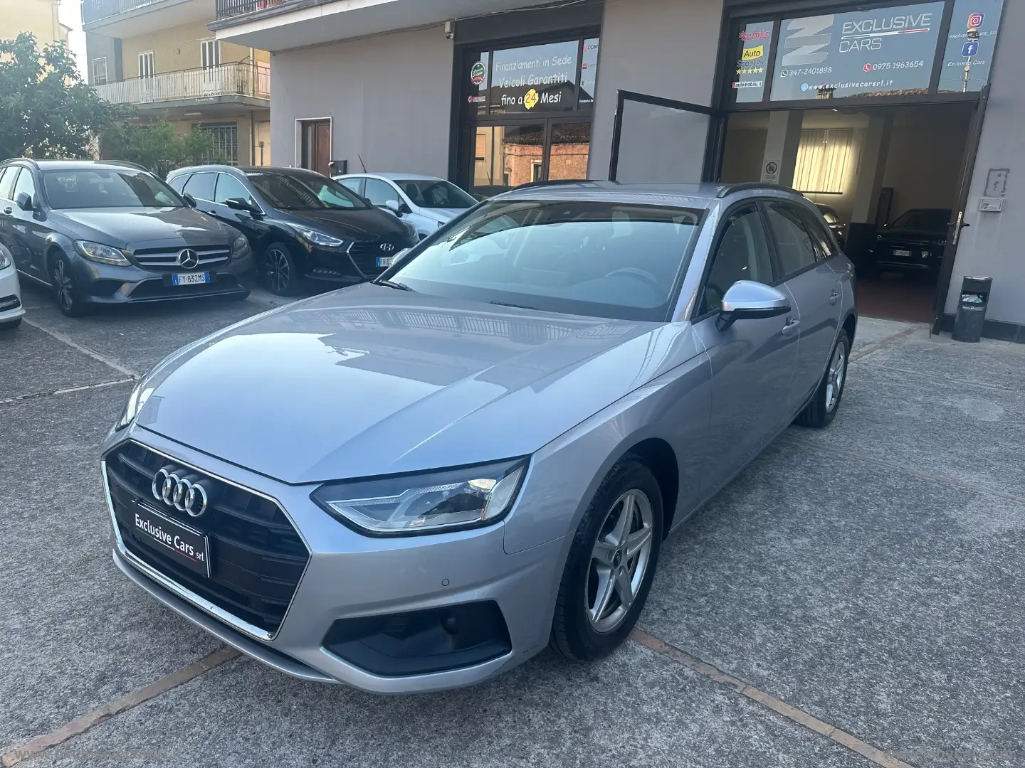 Audi A4 Avant 35 TDI/163CV S tronic Zilver - 1