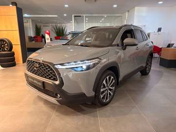 2.0 Hybrid 200 Trend