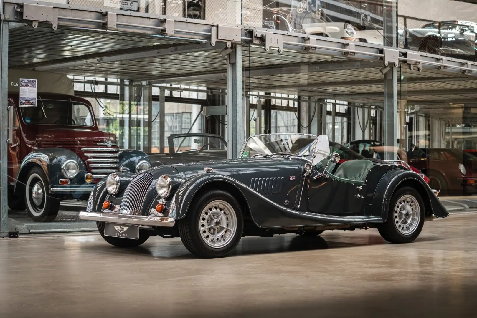 Morgan Plus 8 4.6 - Sonderfarbe - Radio - Kauffelt Grau - 1