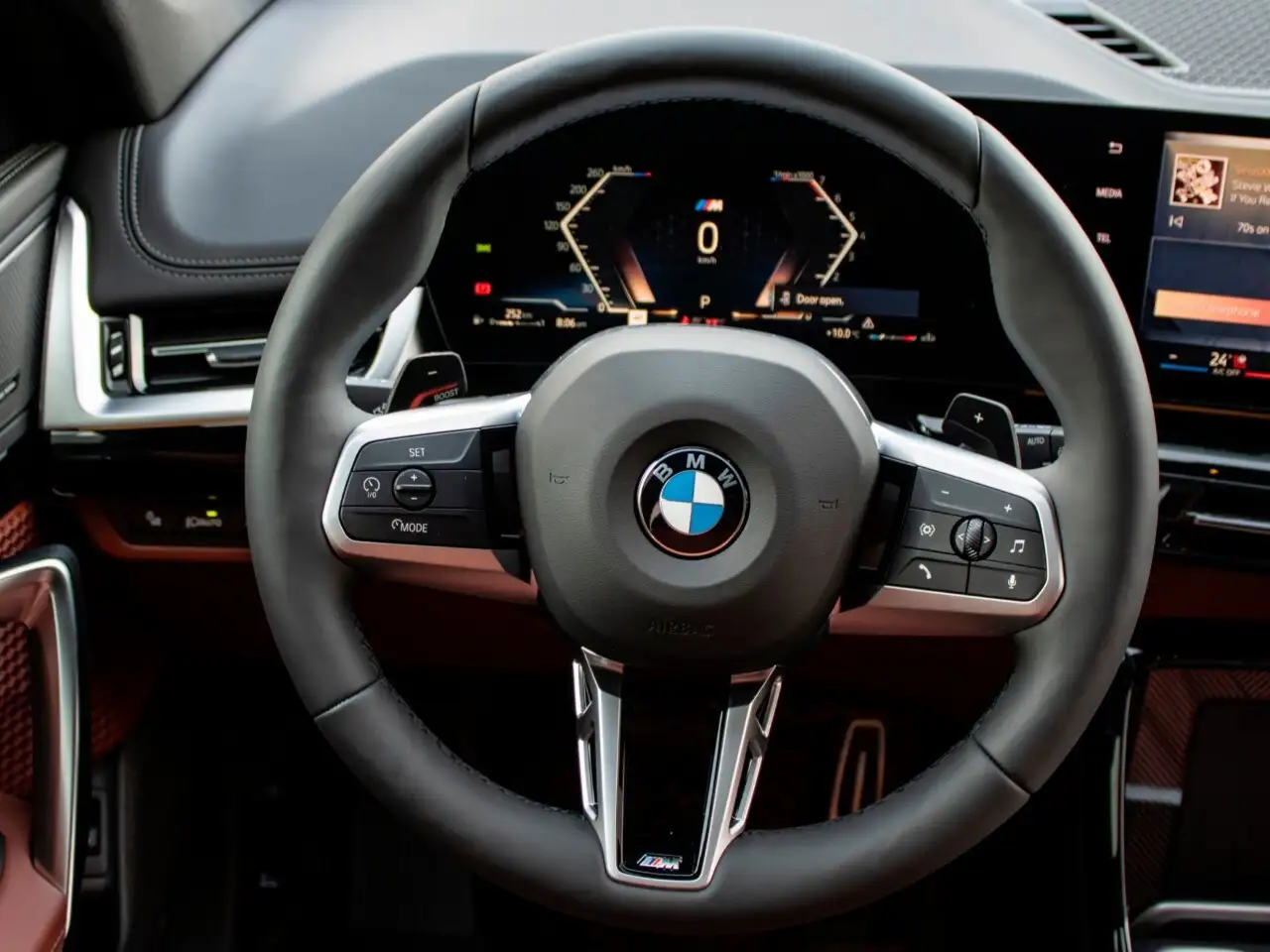 BMW X1 снимка BMW X1
