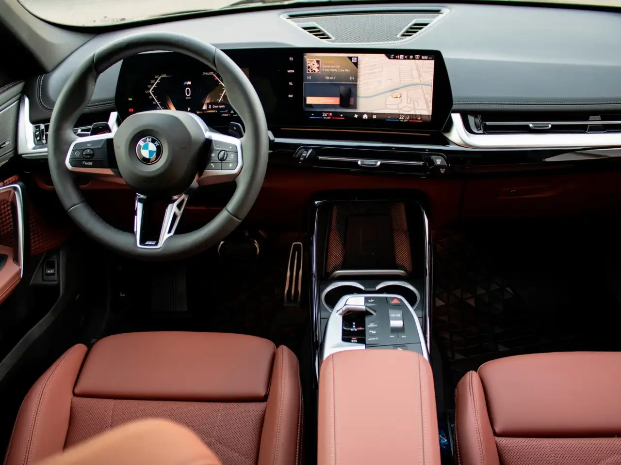 BMW X1 снимка BMW X1
