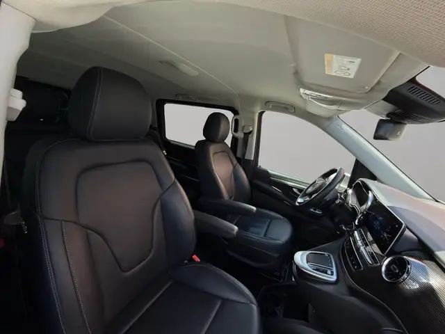 Mercedes-Benz V-Class view 21