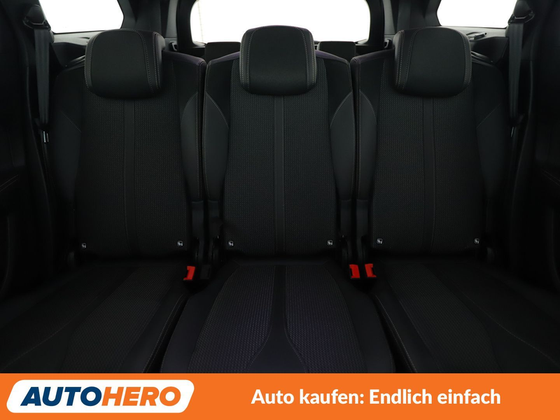 Peugeot 5008 1.5 Blue-HDi GT Aut*7-SITZER*NAVI*LED*TEMPO*CAM* — photo 12